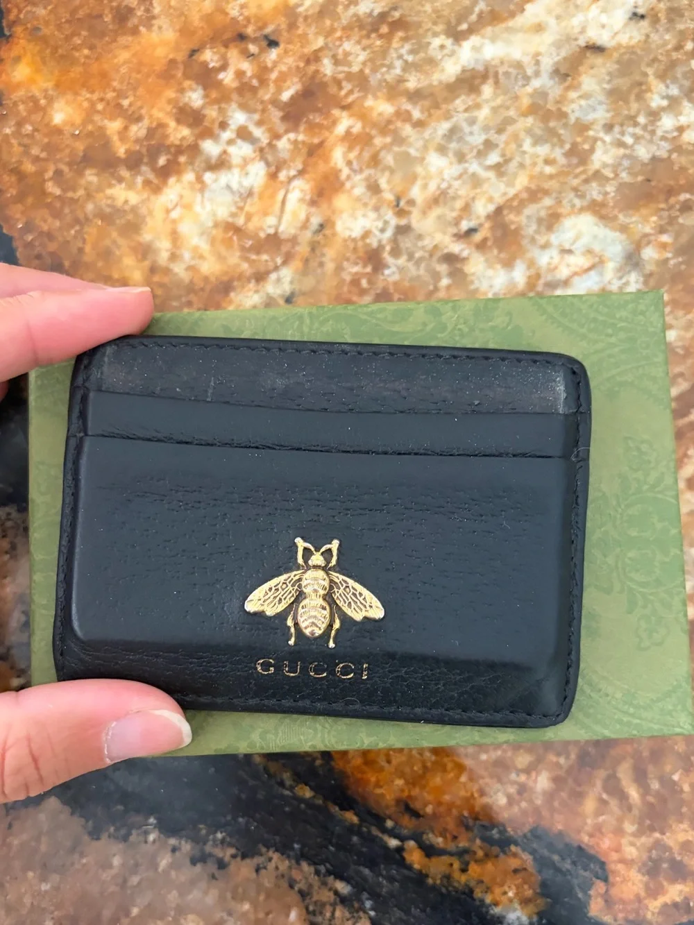 Gucci animale bee card holder